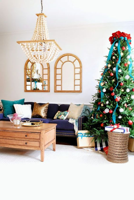 7 WAYS TO QUICKLY CLEAN UP YOUR HOME AFTER THE HOLIDAYS!