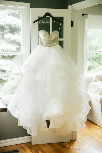 DIY Wedding Ideas with Wooden Hangers | Only Hangers DIY Wedding Ideas with Wooden Hangers | Only Hangers