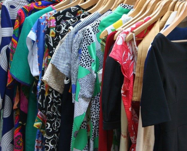 How To Keep Clothes Fresh In Storage Containers